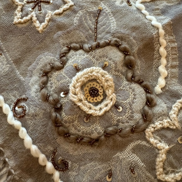 PURSET 100% Wool Beaded Scarf - Picture 7 of 11